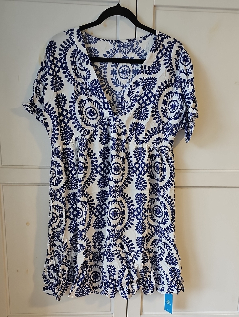 Women’s Blue & White Printed V-Neck Beach Cover Up